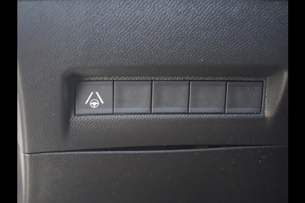 Peugeot 2008 1.2 Hybrid 145 GT 360 Camera