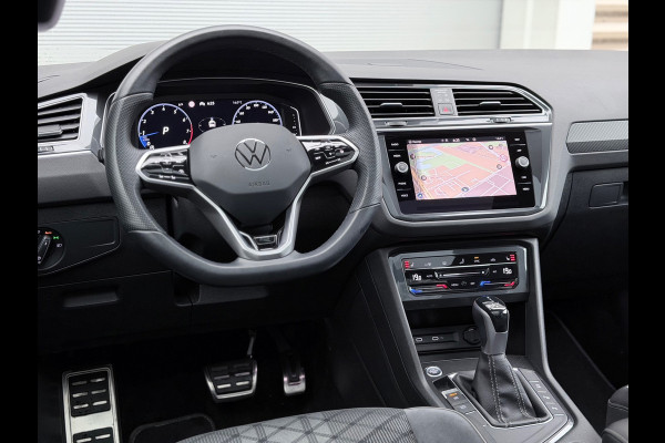 Volkswagen Tiguan 1.5 TSI R-Line Pano/Sfeer/Keyless/Blindspot
