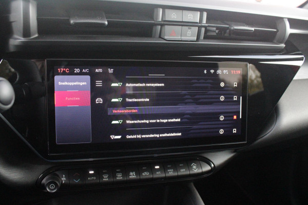 Alfa Romeo junior 1.2 145PK AUTOMAAT Hybrid IBRIDA TI | PACK TECH LITE: (LED MATRIX KOPLAMPEN, DODEHOEK DETECTIE, ELEKTRISCH BEDIENBARE ACHTERKLEP, KEYLESS ENTRY, ACHTERUITRIJ CAMERA, PARKEERSENSOREN VOOR ACHTER EN ZIJKANT, DRAADLOZE TELEFOONLADER, LANE ASSIST, ADAPTIVE CRUISE CONTROL) | PACK TI: (ELEKTRISCH BEDIENBARE BESTUUDERSSTOEL, VERKEERSBORDEN WEERGAVE, GETINTE ACHTERRUITEN, SFEER VERLICHTING, GLANZEND ZWARTE BODYKIT, 10,25" TOUCHSCREEN, LEDEREN STUURWIEL, VERSTELBARE KOFFERVLOER OP 3 NIVEAUS) | 18" LICHTMETALEN VELGEN "FORI" | BRERA RED MET ZWART DAK | DRAADLOZE APPLE CARPLAY/AN