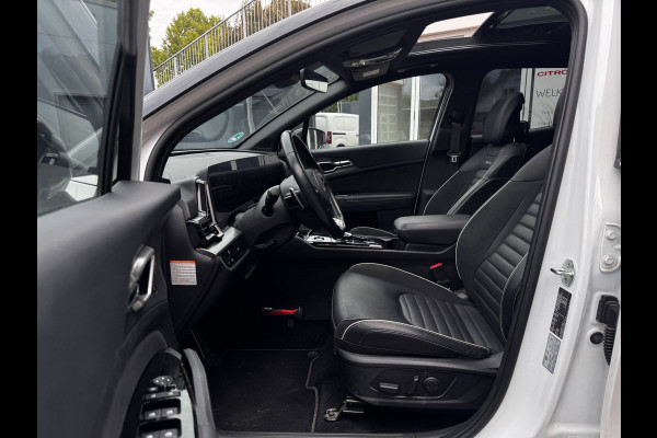 Kia Sportage 1.6 T-GDi Plug-in Hybrid AWD GT-PlusLine | 98% SOH | Trekhaak | Panoramadak | NL-Auto | 1e Eigenaar | Leder + Memory