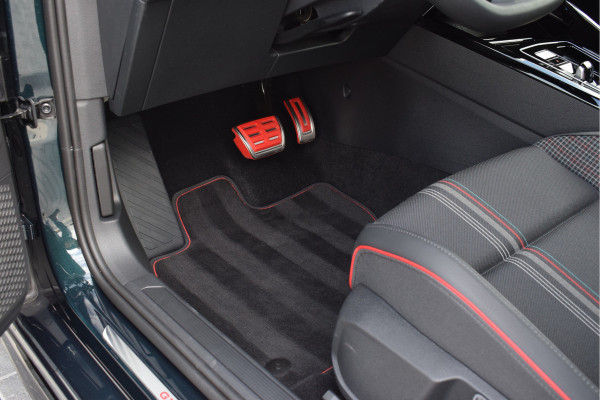 Volkswagen Golf 2.0 TSI GTI Clubsport Edition 50 325pk | Panoramadak