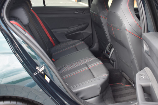 Volkswagen Golf 2.0 TSI GTI Clubsport Edition 50 325pk | Panoramadak