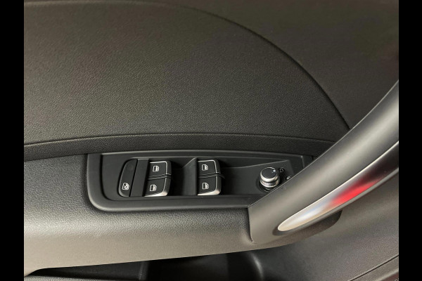 Audi A1 SPORTBACK 1.0 TFSI Advance Sport S-Line AIRCO NAVI BLUETOOTH STOELVERW PDC VELGEN ZWART DAK ZEER NETTE AUTO