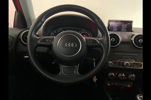 Audi A1 SPORTBACK 1.0 TFSI Advance Sport S-Line AIRCO NAVI BLUETOOTH STOELVERW PDC VELGEN ZWART DAK ZEER NETTE AUTO