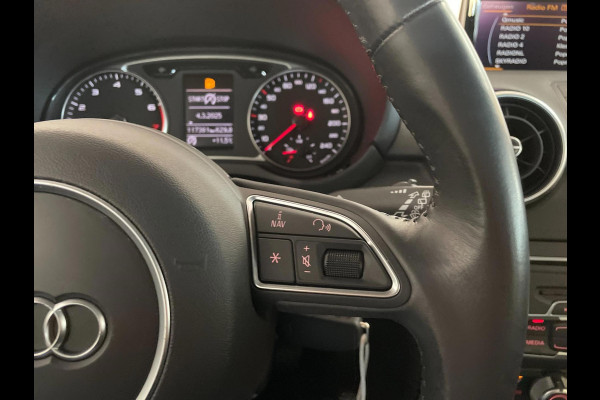 Audi A1 SPORTBACK 1.0 TFSI Advance Sport S-Line AIRCO NAVI BLUETOOTH STOELVERW PDC VELGEN ZWART DAK ZEER NETTE AUTO