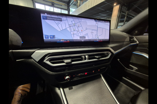 BMW 3 Serie Touring 330e xDrive M-Sport | Panorama | HUD | Full optie