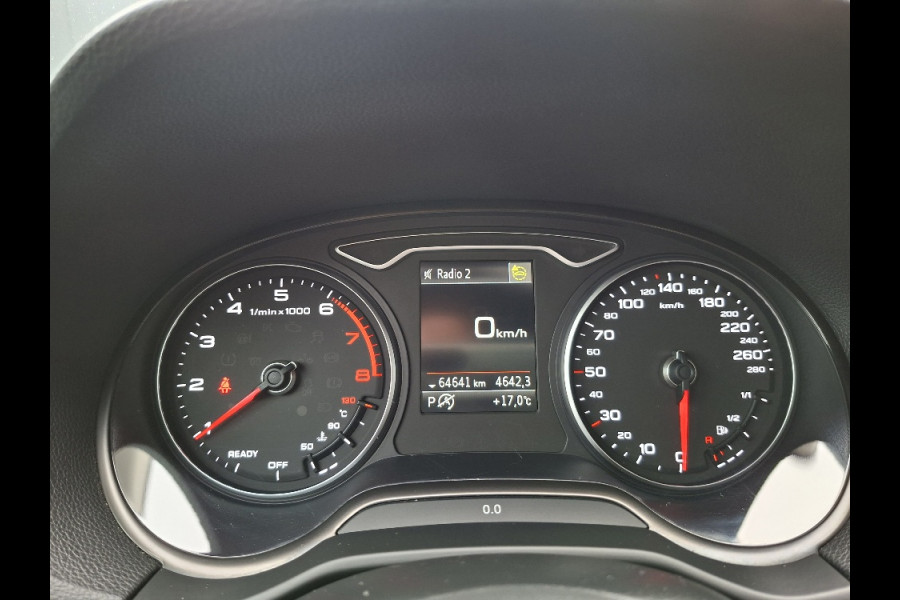 Audi Q2 35 TFSI Advanced * AUTOMAAT* Parkeercamera* Adaptieve Cruise Control * Stoelverwarming * 64.000KM *