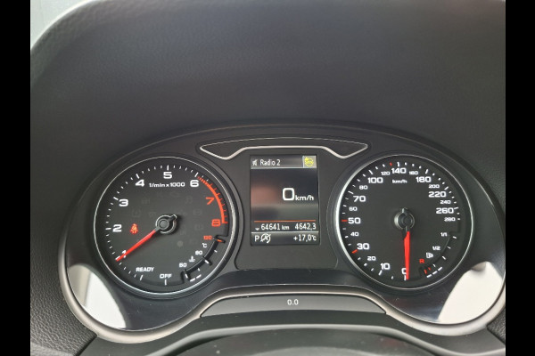 Audi Q2 35 TFSI Advanced * AUTOMAAT* Parkeercamera* Adaptieve Cruise Control * Stoelverwarming * 64.000KM *