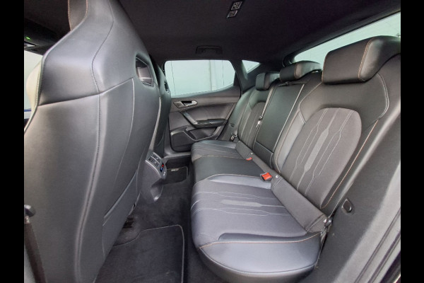CUPRA Leon 1.5 eTSI Business Intense * Navigatiesysteem * Elektrische stoelen met memory * Parkeercamera *