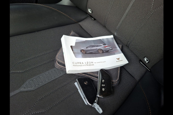 CUPRA Leon 1.5 eTSI Business Intense * Navigatiesysteem * Elektrische stoelen met memory * Parkeercamera *