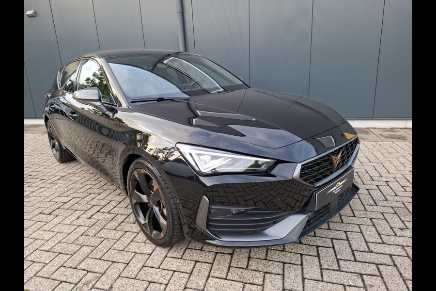 CUPRA Leon 1.5 eTSI Business Intense * Navigatiesysteem * Elektrische stoelen met memory * Parkeercamera *