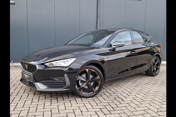 CUPRA Leon 1.5 eTSI Business Intense * Navigatiesysteem * Elektrische stoelen met memory * Parkeercamera *