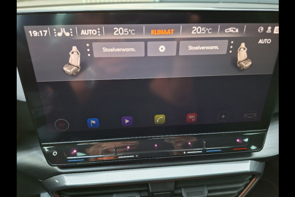 CUPRA Leon 1.5 eTSI Business Intense * Navigatiesysteem * Elektrische stoelen met memory * Parkeercamera *
