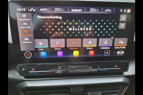 CUPRA Leon 1.5 eTSI Business Intense * Navigatiesysteem * Elektrische stoelen met memory * Parkeercamera *