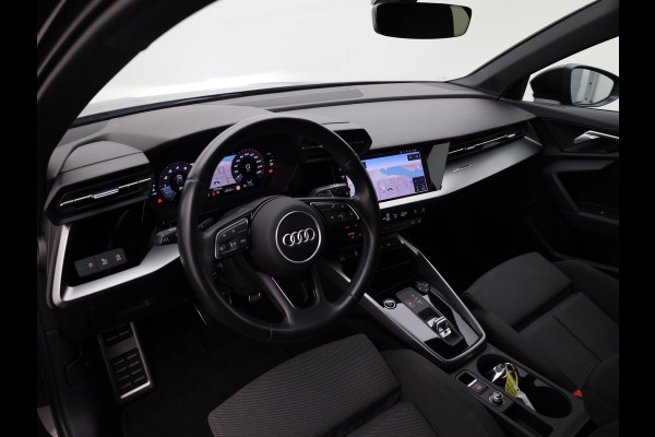 Audi A3 Sportback 35 TFSI 150Pk Business edition | Adapt. Cr. | 18'' | Stoelverwarming | Prijs Rijklaar!!