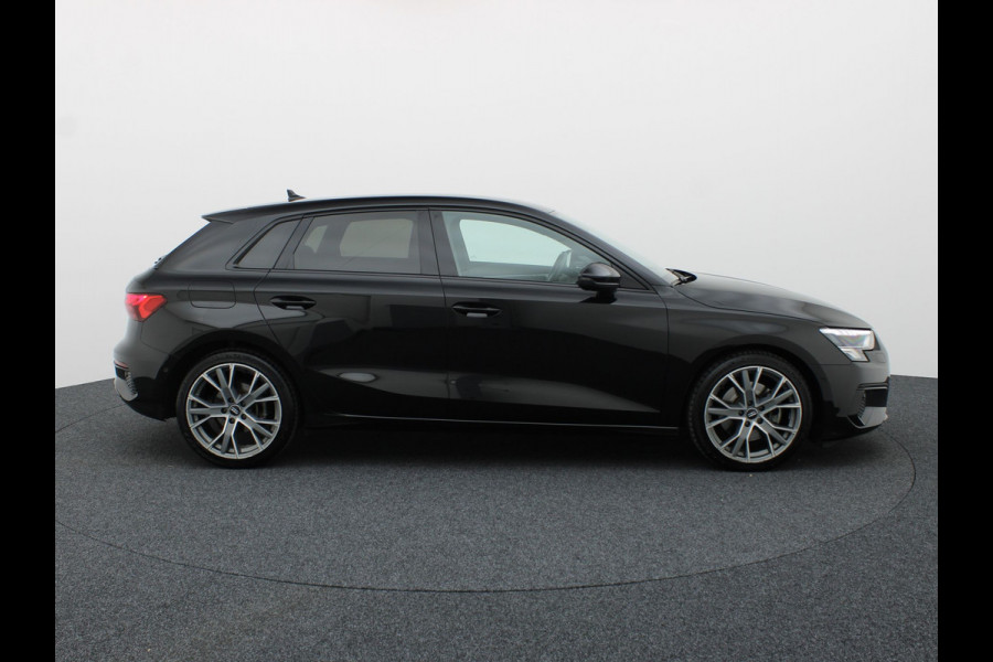 Audi A3 Sportback 35 TFSI 150Pk Business edition | Adapt. Cr. | 18'' | Stoelverwarming | Prijs Rijklaar!!