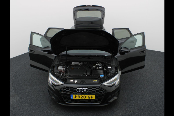 Audi A3 Sportback 35 TFSI 150Pk Business edition | Adapt. Cr. | 18'' | Stoelverwarming | Prijs Rijklaar!!