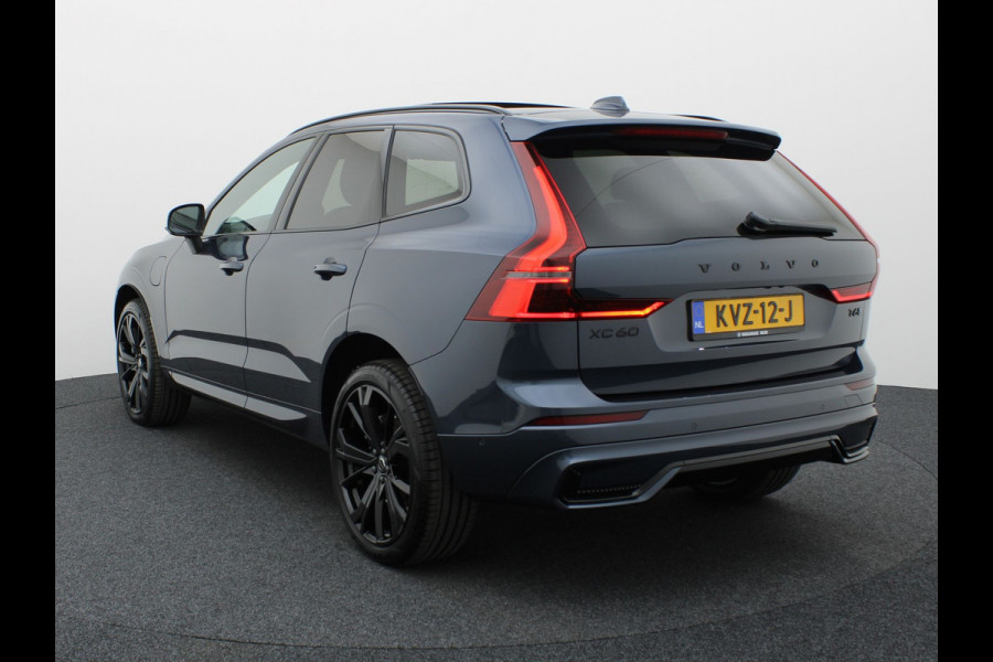 Volvo XC60 2.0 T6 Plug-in hybrid AWD Plus Dark | Trekhaak | Panodak | Dode Hoek | 360 Camera | Harman Kardon | Head Up | Elk. Klep | Prijs Rijklaar!!