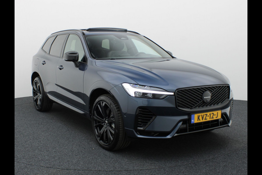 Volvo XC60 2.0 T6 Plug-in hybrid AWD Plus Dark | Trekhaak | Panodak | Dode Hoek | 360 Camera | Harman Kardon | Head Up | Elk. Klep | Prijs Rijklaar!!