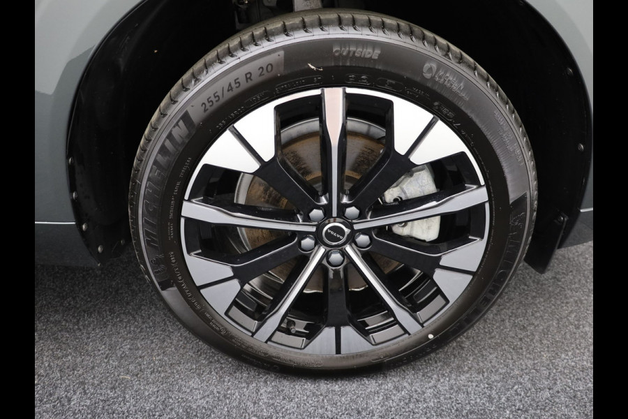 Volvo XC60 2.0 T8 Plug-in hybrid AWD Plus Dark | Trekhaak | Panodak | Dode Hoek | 360 Camera | Harman Kardon | Head Up | Elk. Klep | Prijs Rijklaar!!