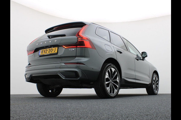 Volvo XC60 2.0 T8 Plug-in hybrid AWD Plus Dark | Trekhaak | Panodak | Dode Hoek | 360 Camera | Harman Kardon | Head Up | Elk. Klep | Prijs Rijklaar!!