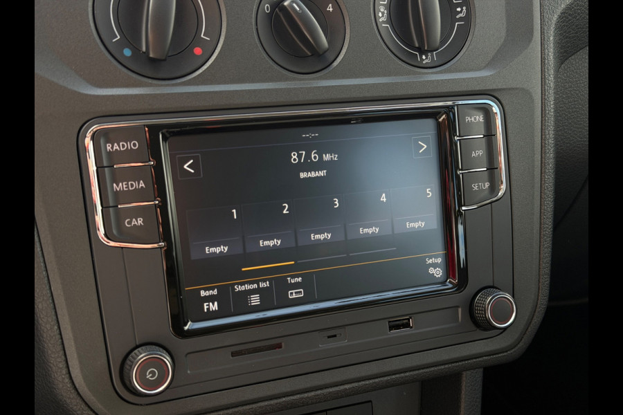 Volkswagen Caddy Combi 1.0 TSI Highline CarPlay 5P.