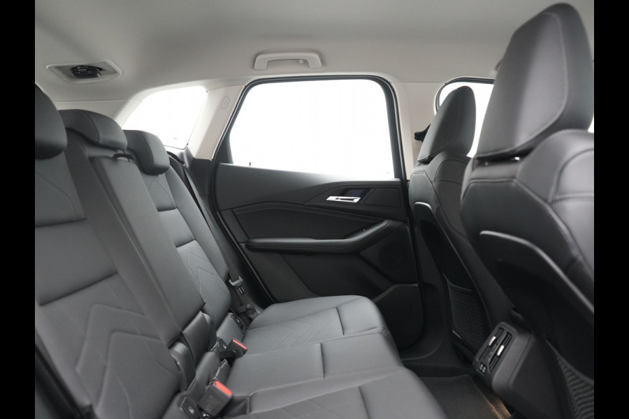 BMW 2 Serie Active Tourer 225e xDrive Luxury Line PHEV 245pk Dealer O.H. | Trekhaak Af Fabriek | Adaptive Cruise | 360 Camera | Head Up | Lederen Sportstoelen Verwarmd | Sfeerverichting | Keyless | Blis | Apple Carplay | Widescreen Navi | DAB | Plug In Hybrid |