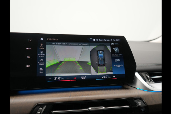 BMW 2 Serie Active Tourer 225e xDrive Luxury Line PHEV 245pk Dealer O.H. | Trekhaak Af Fabriek | Adaptive Cruise | 360 Camera | Head Up | Lederen Sportstoelen Verwarmd | Sfeerverichting | Keyless | Blis | Apple Carplay | Widescreen Navi | DAB | Plug In Hybrid |