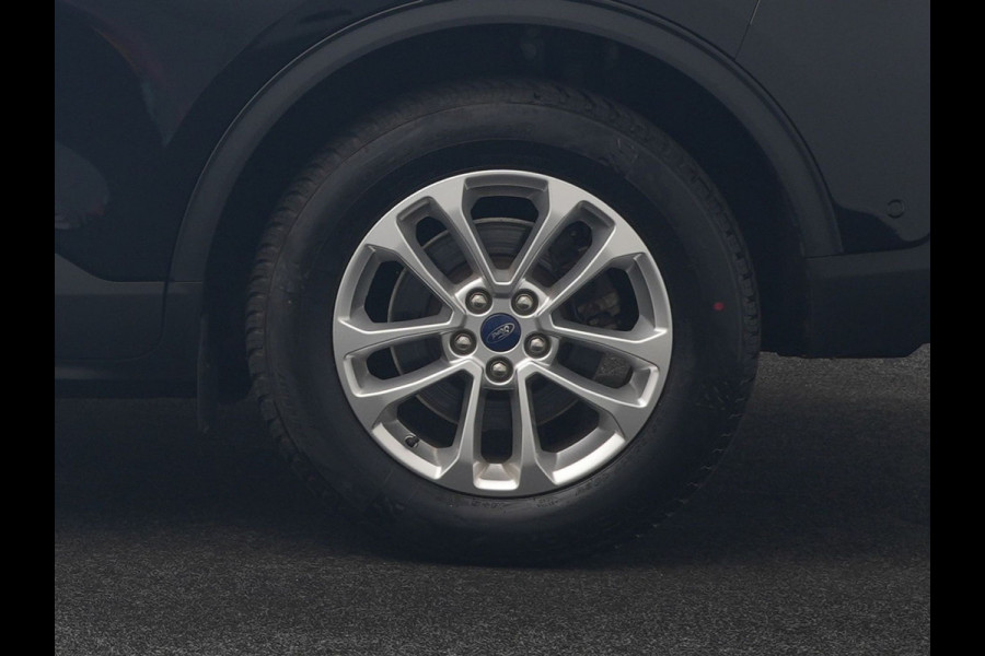 Ford Kuga 2.5 PHEV Titanium 225pk Dealer O.H. | Trekhaak Afn. | Adaptive Cruise | Head Up | 360 Camera | Stoelverwarming | Keyless | Blis | Apple Carplay | Virtual | Park Assist | Navigatie | DAB | Plug In Hybrid |