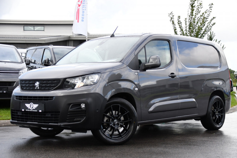 Peugeot Partner 1.5 BlueHDI L2 PB Edition Camera, Cruise, Carplay, Trekhaak, Sensoren, 130pk, Automaat, Multimedia, Uniek!