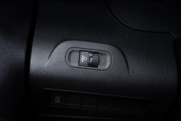 Peugeot Partner 1.5 BlueHDI L2 PB Edition Camera, Cruise, Carplay, Trekhaak, Sensoren, 130pk, Automaat, Multimedia, Uniek!