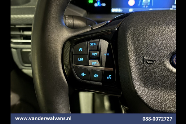 Ford Transit Custom 2.0 TDCI 136pk L2H1 Euro6 Airco | Camera | LED | Apple Carplay | Cruisecontrol | 2500kg Trekhaak LM Velgen, Android Auto, Verwarmde voorruit, Stoelverwarming, Parkeersensoren, Bijrijdersbank