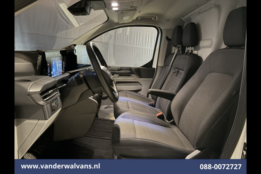 Ford Transit Custom 2.0 TDCI 136pk L2H1 Euro6 Airco | Camera | LED | Apple Carplay | Cruisecontrol | 2500kg Trekhaak LM Velgen, Android Auto, Verwarmde voorruit, Stoelverwarming, Parkeersensoren, Bijrijdersbank
