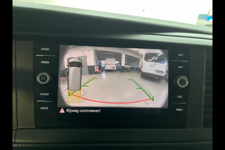 Volkswagen Transporter Automaat DSG Servicewagen 2.0 TDI 150pk L2H1 3Persoons Sortimo Inrichting, Airco, Navigatie, RIJKLAARPRIJS!