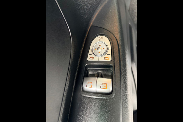 Mercedes-Benz eVito Elektrisch Servicewagen Automaat Lang 66 kWh L2H1 3 Persoons BOTT Inrichting RIJKLAARPRIJS!
