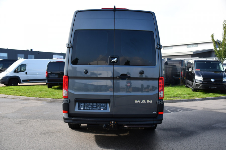MAN TGE 3.180 35 2.0 L3H3 4x4 PB Edition Camera, Cruise, Carplay, LED, Trekhaak, 177pk, Automaat, Sensoren, Stoelverwarming, Uniek!