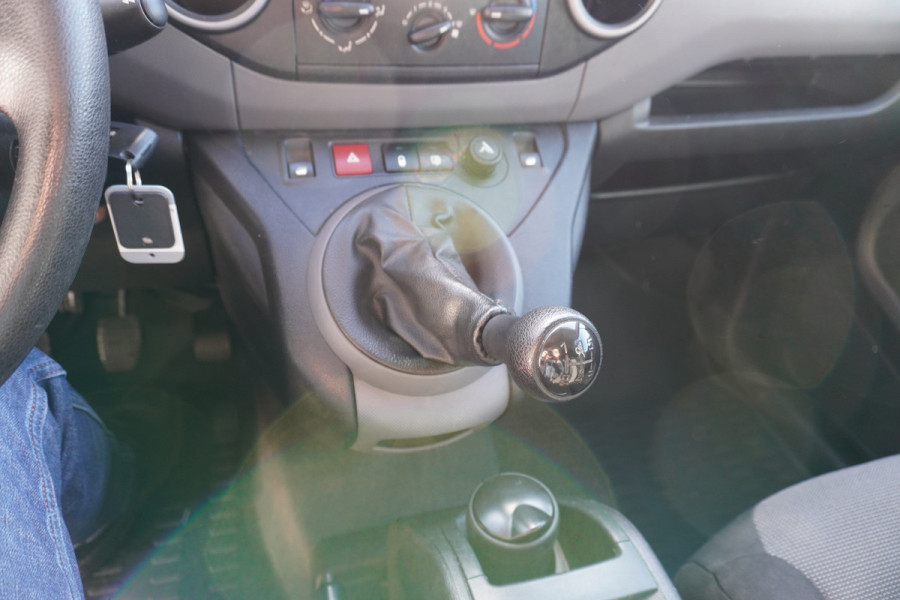 Peugeot Partner 120 1.6 BlueHDi 100pk L1 Premium nr.V104 | Trekhaak | MARGE AUTO | 1e Eigenaar