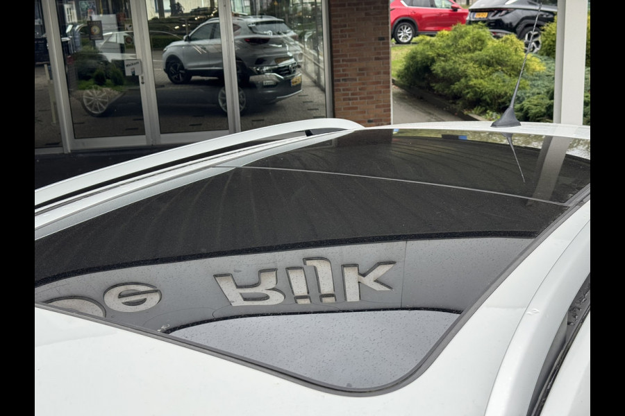 MG ZS EV Long Range Luxury 70 kWh | SOH 95% | Pano, Leder, Carplay/Android, 360Camera, ACC, Stoelverw., Climate | Dealeroh |