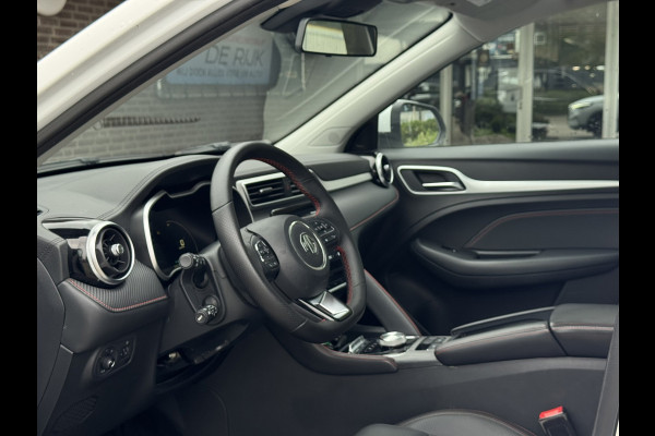 MG ZS EV Long Range Luxury 70 kWh | SOH 95% | Pano, Leder, Carplay/Android, 360Camera, ACC, Stoelverw., Climate | Dealeroh |