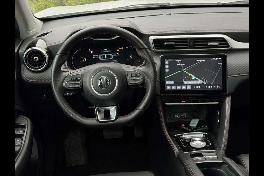 MG ZS EV Long Range Luxury 70 kWh | SOH 95% | Pano, Leder, Carplay/Android, 360Camera, ACC, Stoelverw., Climate | Dealeroh |