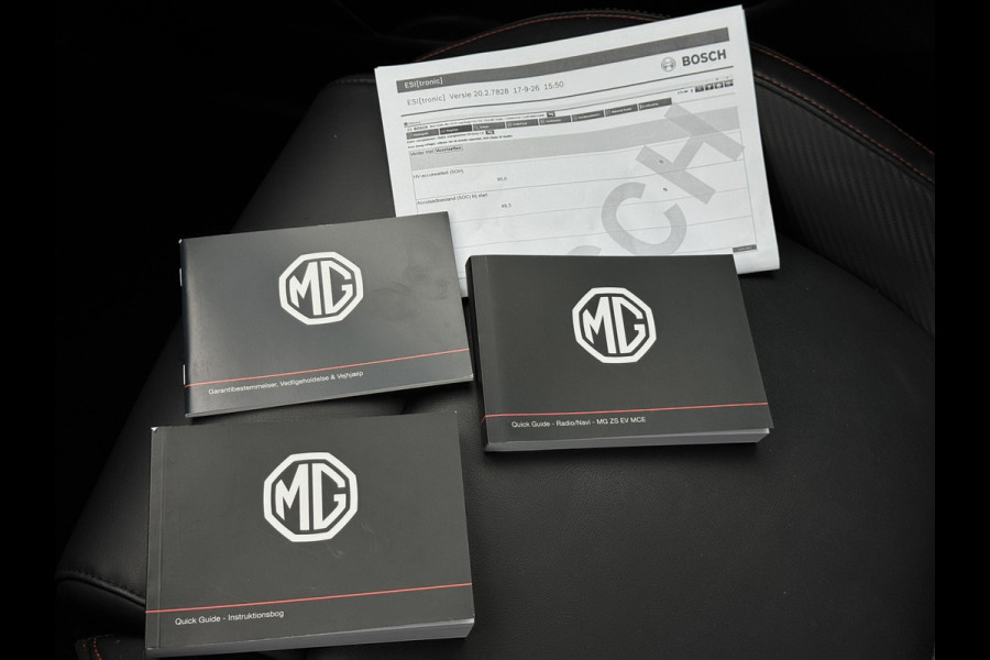 MG ZS EV Long Range Luxury 70 kWh | SOH 95% | Pano, Leder, Carplay/Android, 360Camera, ACC, Stoelverw., Climate | Dealeroh |