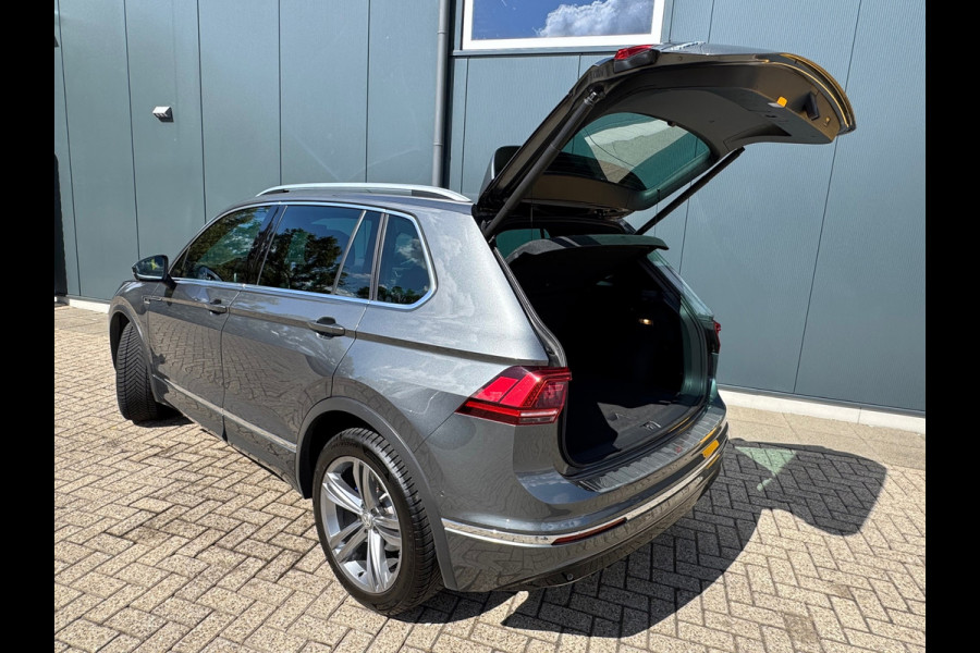 Volkswagen Tiguan 2.0 TSI 4Motion Highline R-Line * Panoramadak * Navigatie * Parkeercamera *