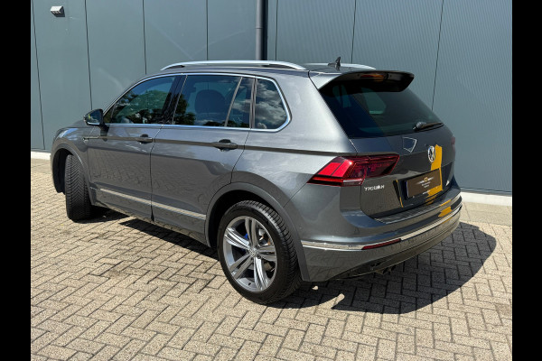 Volkswagen Tiguan 2.0 TSI 4Motion Highline R-Line * Panoramadak * Navigatie * Parkeercamera *