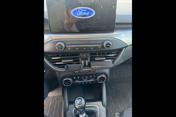 Ford FOCUS Wagon 1.0 EcoBoost Titanium Business 125pk | Winterpack | Design Pack | Elek. Achterklep