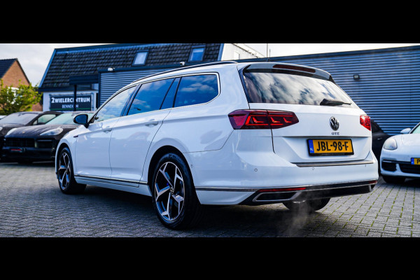 Volkswagen Passat Variant 1.4 TSI PHEV GTE Business | Panorama | Plugin Hybride | Xenon/LED | Verwarmde voorstoelen | Comfortstoel