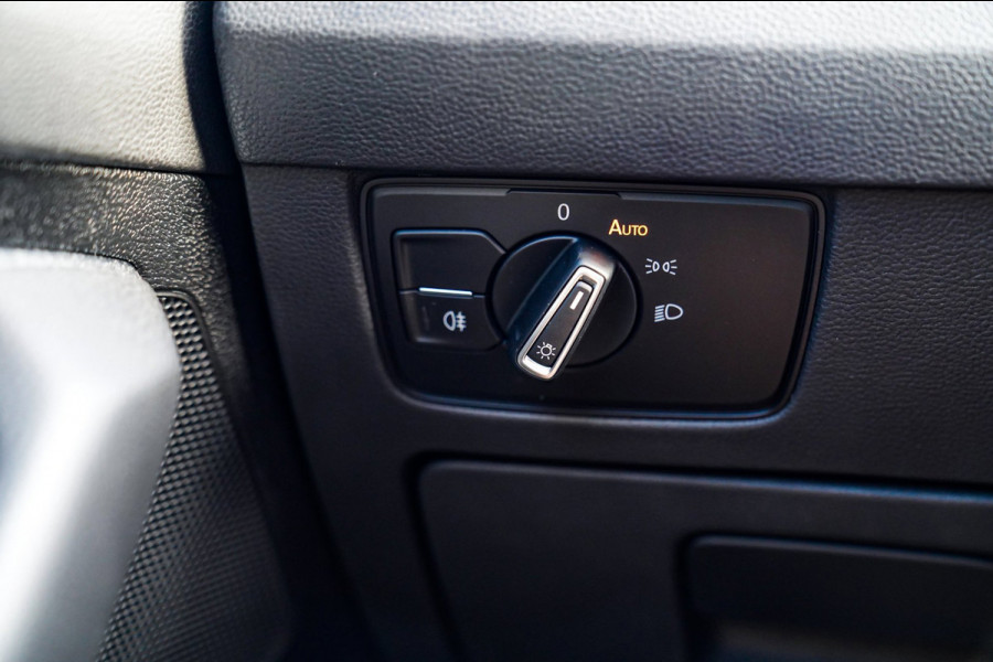 Volkswagen Passat Variant 1.4 TSI PHEV GTE Business | Panorama | Plugin Hybride | Xenon/LED | Verwarmde voorstoelen | Comfortstoel
