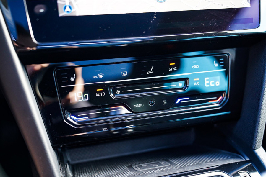 Volkswagen Passat Variant 1.4 TSI PHEV GTE Business | Panorama | Plugin Hybride | Xenon/LED | Verwarmde voorstoelen | Comfortstoel