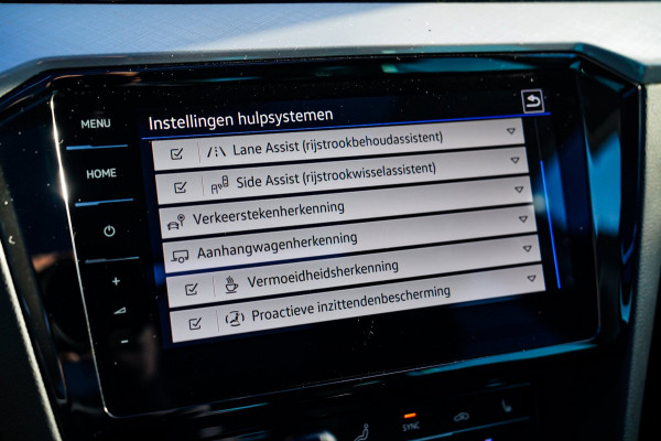 Volkswagen Passat Variant 1.4 TSI PHEV GTE Business | Panorama | Plugin Hybride | Xenon/LED | Verwarmde voorstoelen | Comfortstoel
