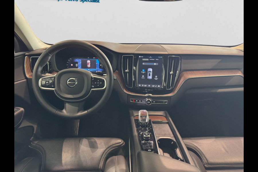 Volvo XC60 T6 Aut. Long Range Plus Bright Leder Stoelverwarming Parkeercamera 350pk