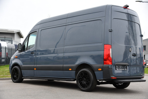 Mercedes-Benz Sprinter 315 1.9 CDI L2H2 AMG Edition Adaptieve Cruise, Camera, Carplay, 150pk, LED, Dodehoek, Sensoren, Multimedia, Uniek!